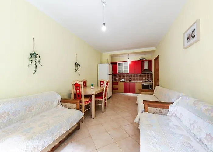 Apartment Cozy Seaside By Ps Golem (Tirana)