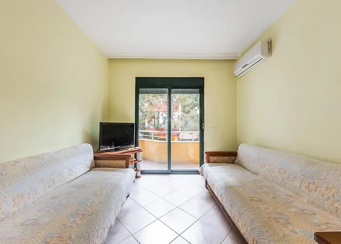 Apartment Cozy Seaside By Ps Golem (Tirana)